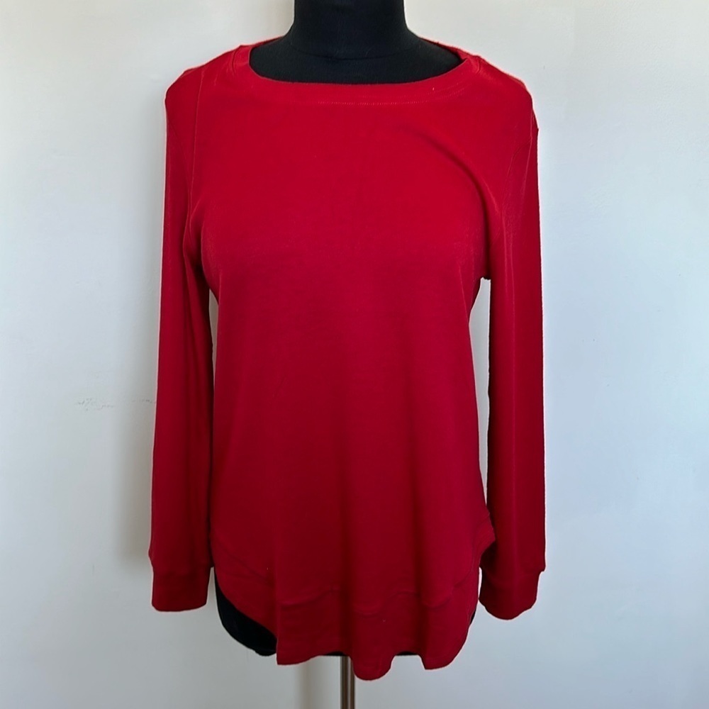 🔥ALIGADUO long sleeve size small, red T-shirt with scalloped bottom NWT